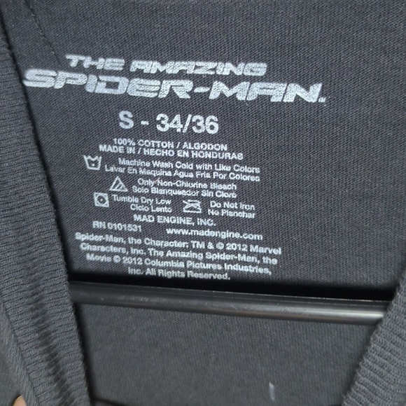 The amazing spider man 2012 movie shirt small - Picture 3 of 3